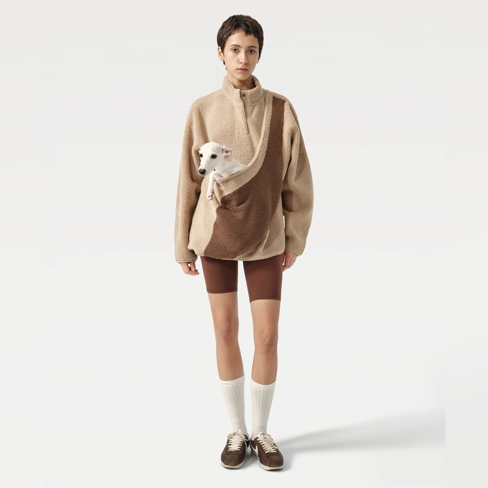 Riikyu Cozy Two-Tone Fleece Jacket with Pet Pouch; Size Medium